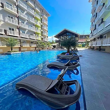 Cozy & Comfy 1-Bedroom Apartment, 5 Mins From The Airport