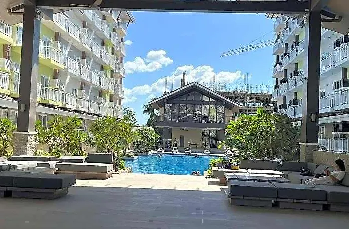 Cozy & Comfy 1-bedroom Apartment, 5 Mins From The Airport Leilighet