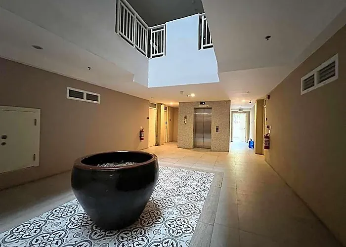 Leilighet Cozy & Comfy 1-bedroom Apartment, 5 Mins From The Airport